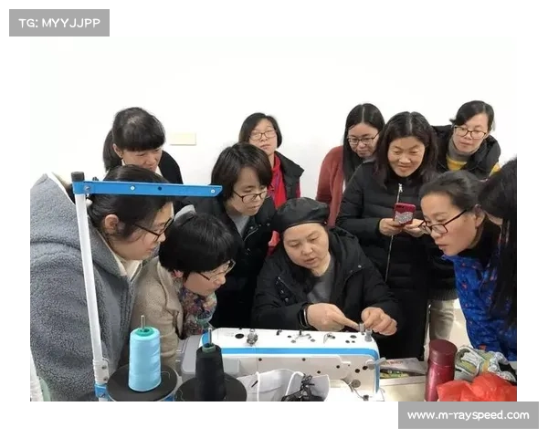 男子佩剑体能训练创新融合拳击与田径方法提升综合素质